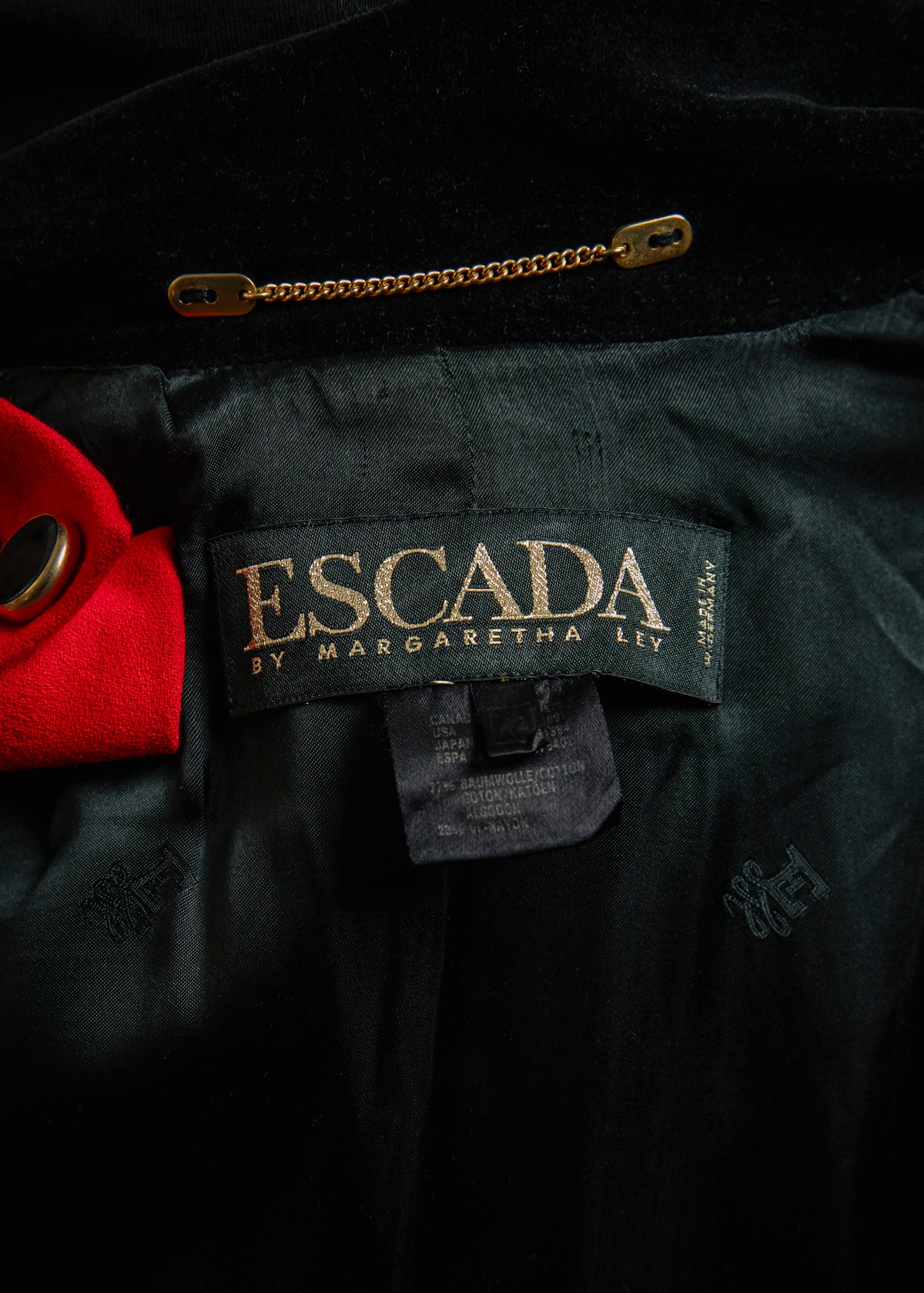 Veste Escada by Margaretha Ley